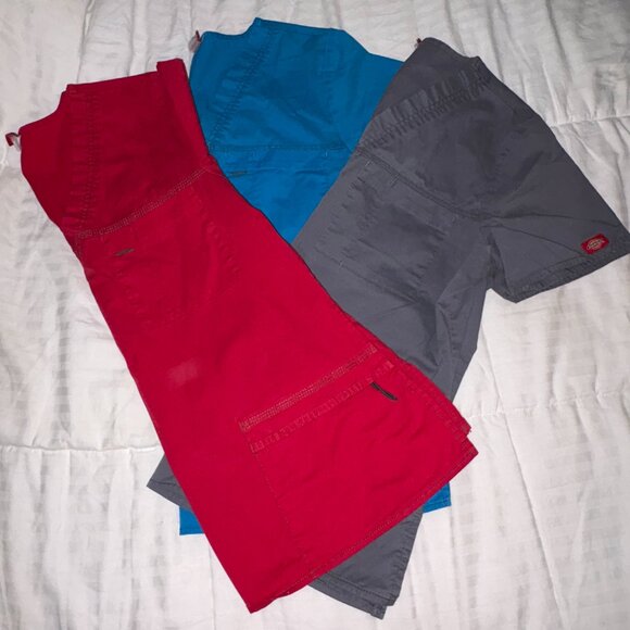 3 Dickies Womens Scrub Tops - Picture 1 of 4